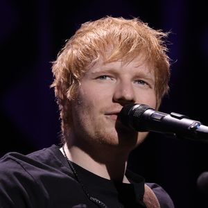 Würde Ed Sheeran in der Halbzeitshow des Super Bowls singen?