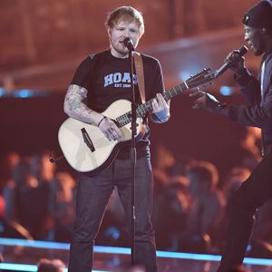 Mega Star-Überraschung! Ed Sheeran bei "The Voice Kids"