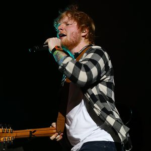 Süß! Ed Sheeran überrascht Schüler in Online-Klassenzimmer