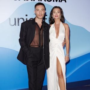 "Kleine Erholungsreise": Ed Westwick mit Amy im Detox-Urlaub
