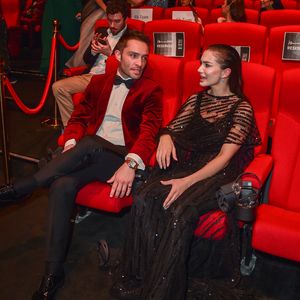 Frisch verliebt? Ed Westwick soll diese Schauspielerin daten