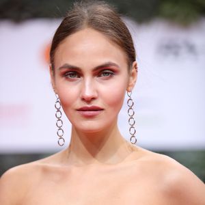 Ex-GNTM-Julia Wulf: Simi-Beef erinnert sie an Elena Carrière