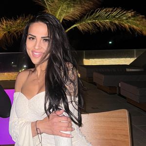 Gerüchte: Ist Elena Miras neues "Make Love, Fake Love"-Girl?