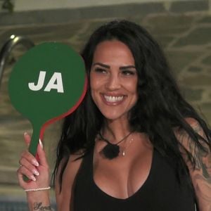 Match? Elena schwärmt von "Make Love, Fake Love"-Kandidaten