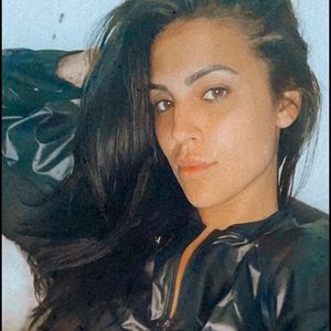 Keine Nägel und Wimpern: Elena Miras ganz natürlich