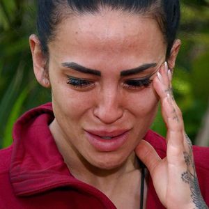 Trauriger Exit: Elena Miras bricht die Dschungelprüfung ab