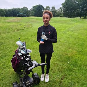 Nach Schlafwandeln: 13-jährige Profigolferin stirbt im Bett