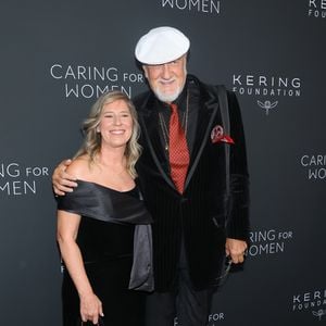 Mick Fleetwood zeigt sich erstmals mit Ehefrau Elizabeth