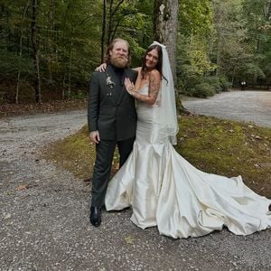 Rob Schneiders Tochter Elle King hat Partner geheiratet