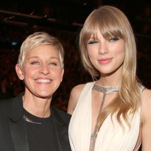 Stichelt Sängerin Taylor Swift hier gegen Ellen DeGeneres?