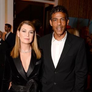 Ellen Pompeo und Mann Chris Ivery spazieren durch den Regen