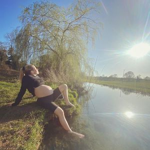 Private Aufnahme: Ellie Goulding zeigt ihre XXL-Babykugel