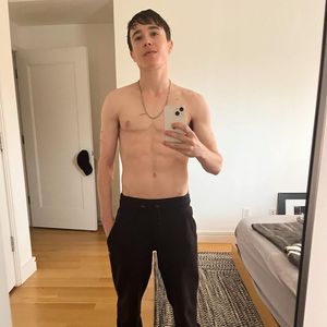 Nach Brustabnahme: Elliot Page ist happy mit seinem Body!