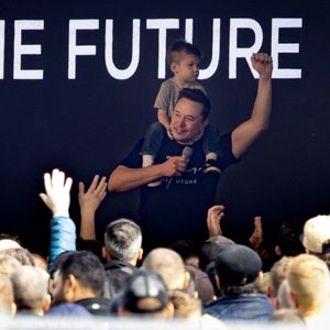 Elon Musk gibt sein Sperma zur Fortpflanzungsunterstützung