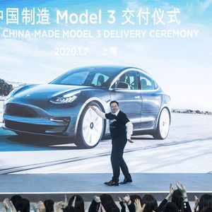 Crazy Tanzeinlage: Tesla-Chef Elon Musk schwingt Tanzbein