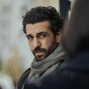 So sieht Elyas M'Barek in "Smillas Gespür für Schnee" aus
