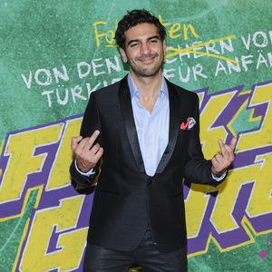 Endlich! Elyas M'Barek zeigt ganzen "Fack Ju 3"-Trailer