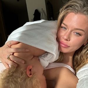 Zweites Tattoo für Sohn (3): Emely Hüffer löst Shitstorm aus