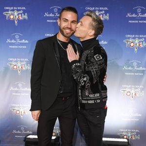Red-Carpet-Debüt: Emil Kusmirek mit neuem Freund unterwegs