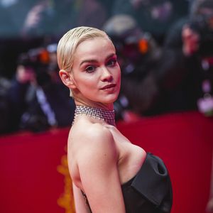 Neue Serie: Emilia Schüle spielt bald Marie Antoinette