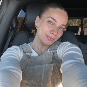 Emilie Kiser teilt Einblicke in ihre Trauerbewältigung