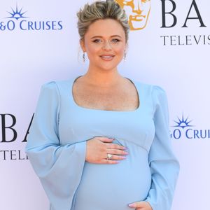 In toxischer Beziehung: Emily Atack wurde mit 16 schwanger