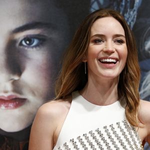 Sexy Schulter-Show bei den Critics' Choice Awards!
