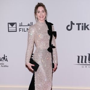 Emily Blunt strahlt im Glitzerkleid beim Red Sea Festival