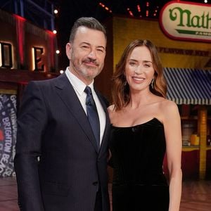 "Nervig": Jimmy Kimmel & Emily Blunt scherzen über ihre Kids