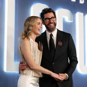Verliebt: Emily Blunt und John Krasinski auf rotem Teppich