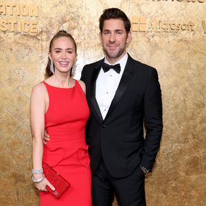 Emily Blunt und John Krasinski strahlen auf dem Red Carpet