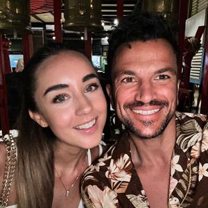 Schwangerer Emily MacDonagh und ihrem Baby geht es prima