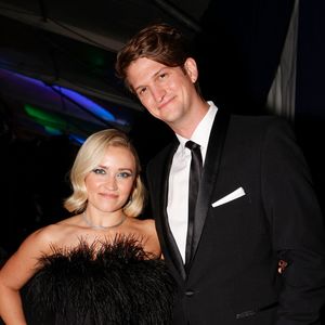 Emily Osment hat still und heimlich ihren Jack geheiratet