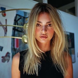 Neuer Look: Emily Ratajkowski hat sich die Haare gefärbt!