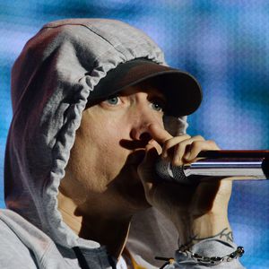 Ging er zu weit? Eminem spaßt über Bombe bei Ariana-Konzert