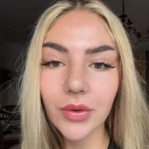 Ohne Tape: Emma Fernlund präsentiert vorläufiges OP-Ergebnis