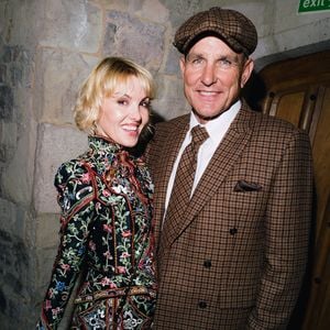 Vinnie Jones zeigt sich Jahre nach Tanyas Tod verliebt