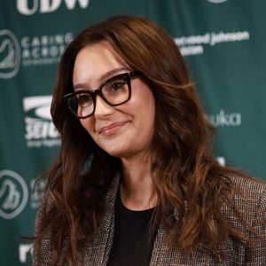 Emma Heming ringt mit Schuldgefühlen nach 50. Geburtstag