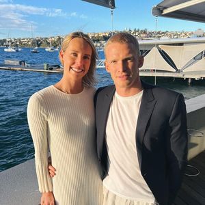 Cody Simpson und Emma McKeon feiern ihren zweiten Jahrestag