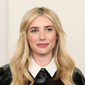 "Einige dunkle Nächte": Emma Roberts reflektiert Mutterrolle