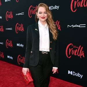 Nach der Geburt: Emma Stone rockt die "Cruella"-Premiere