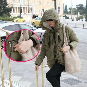 Bling-Bling: Emma Stone wurde mit Verlobungsring erwischt!