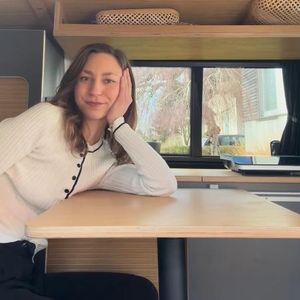 "Hochzeit auf den ersten Blick"-Emma heizt Liebesgerüchte an