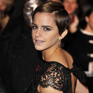 Zurück zum Wow-Look! Emma Watson trägt wieder Pixie-Cut