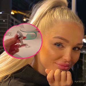 Witzig: Emmy Russ' Mutter hält Analplug für Weihnachts-Deko