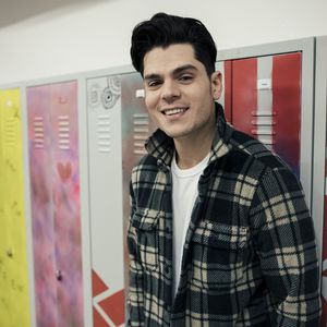 Neues Gesicht bei "Krass Schule": Das ist Schüler Tarek!