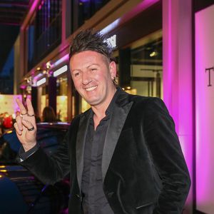 Kaum zu glauben: Ennesto Monte kann am besten nageln!
