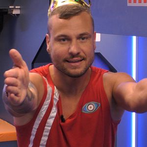 Große Freude: Promi-BB-Eric erfährt von seinem blauen Haken