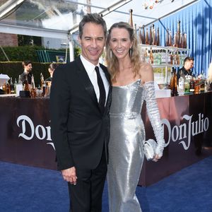 Scheidung ade? Eric McCormack posiert Arm in Arm mit Ehefrau