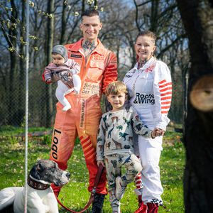 Last Minute: Eric Stehfest fliegt mit Familie in Dschungel